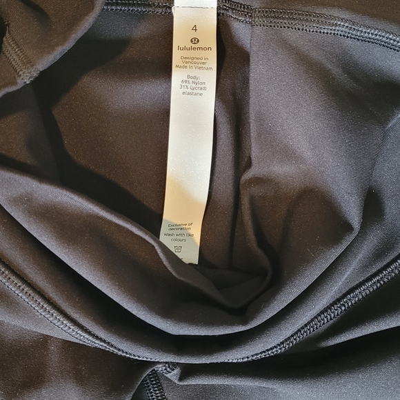 Lululemon Capris Leggings - Picture 2 of 3